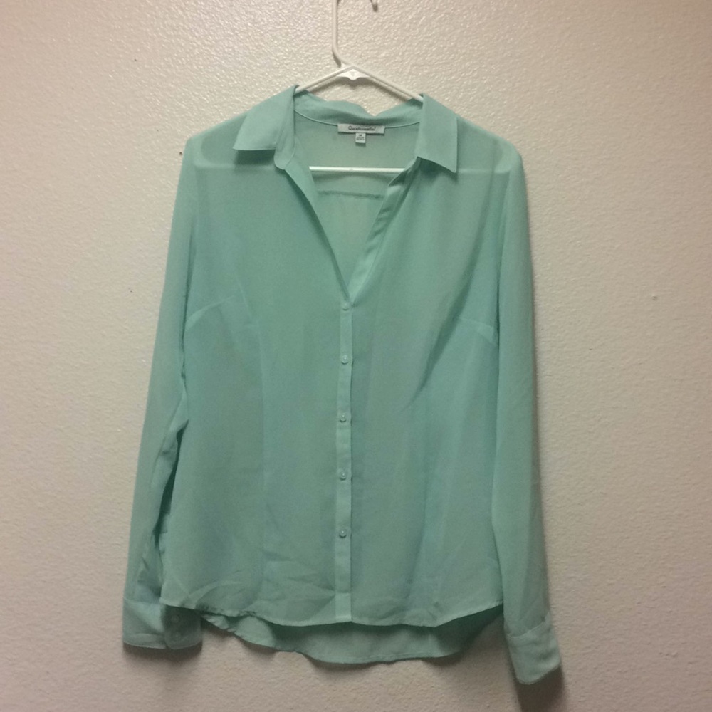 Sheer woven quintessential top size M
